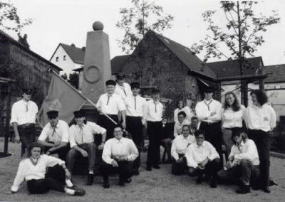 1992